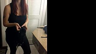 Violet Monroe Dominates a Fanboy with Kinky Foot Play